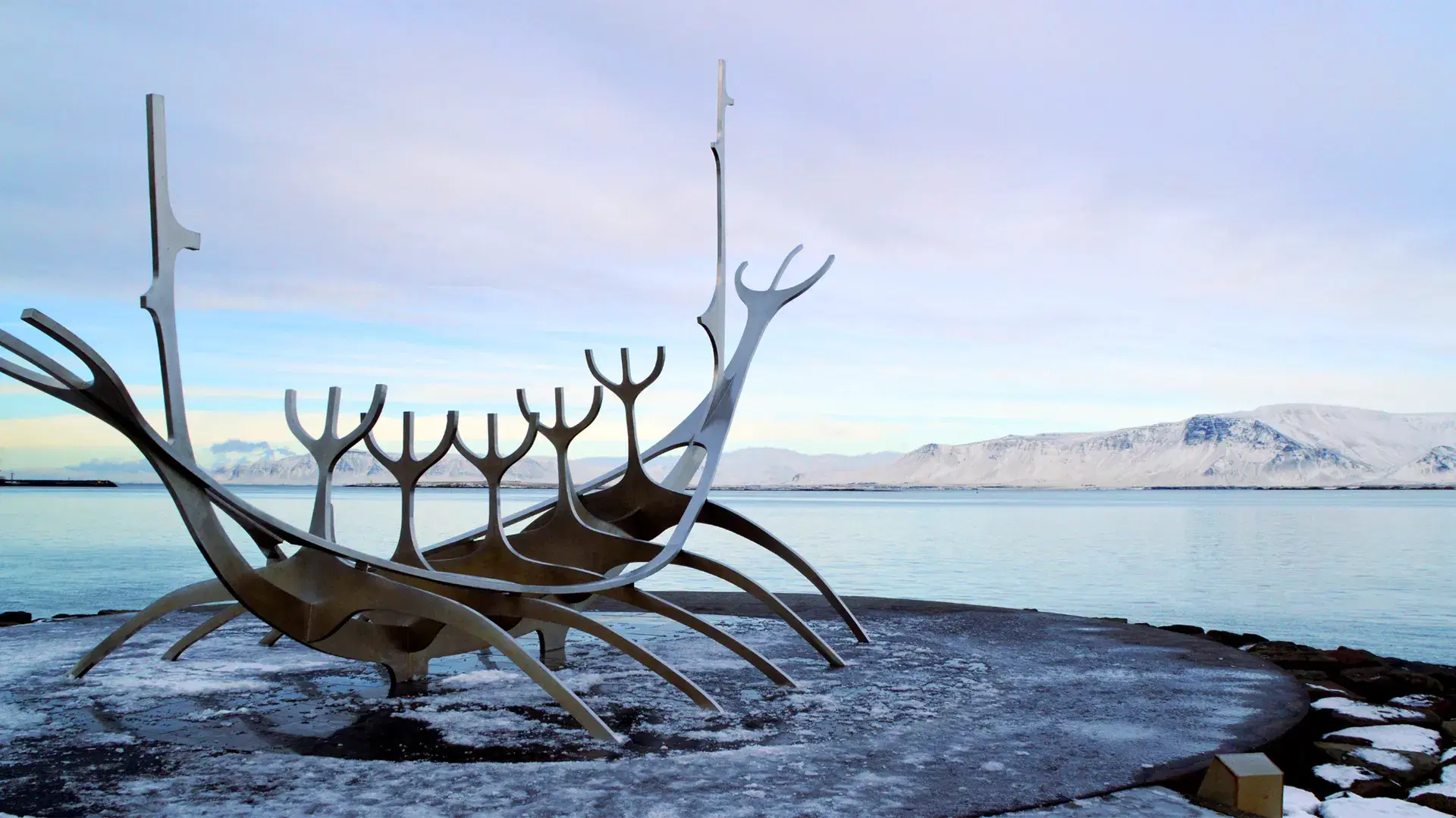Iceland & Europe: Natural Wonders & Iconic Cities